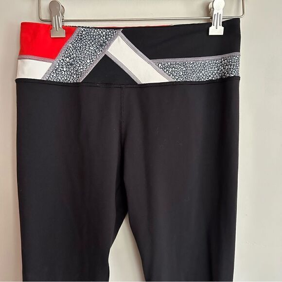 Lululemon Skinny Groove Pant *Full-On Luon size 6 - Picture 5 of 7